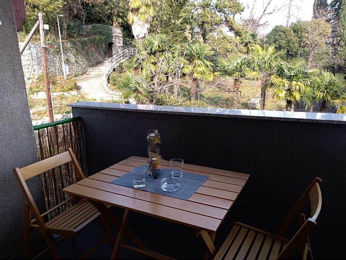 Apartman Lilly ロヴラン エクステリア 写真